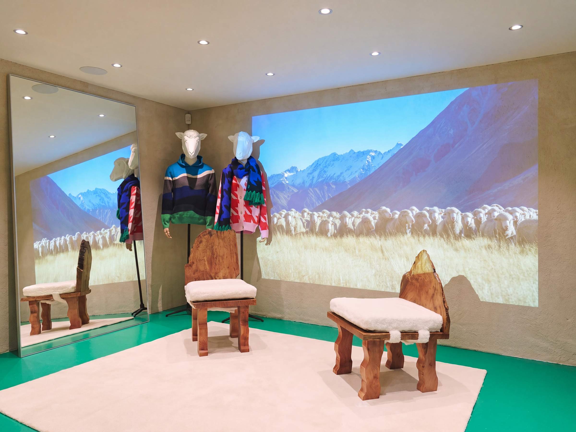 Store overview